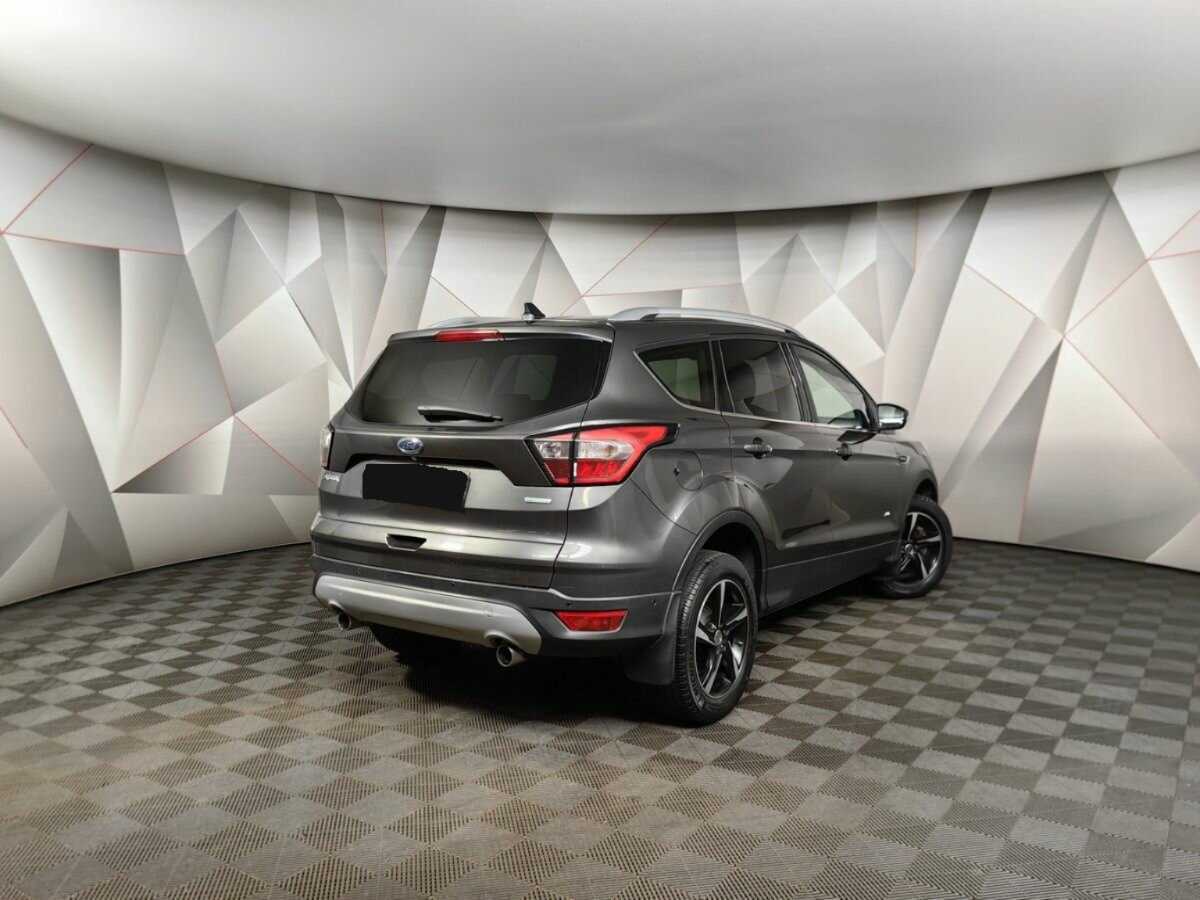 Купить Ford Kuga с пробегом. Фото: #1