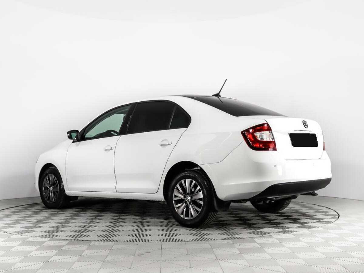 Купить Skoda Rapid с пробегом. Фото: #6