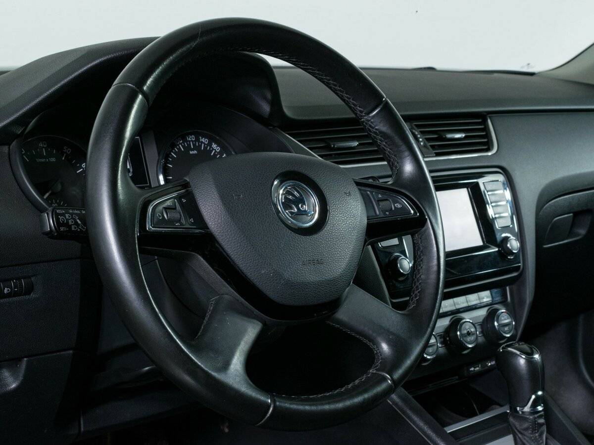 Купить Skoda Octavia с пробегом. Фото: #13