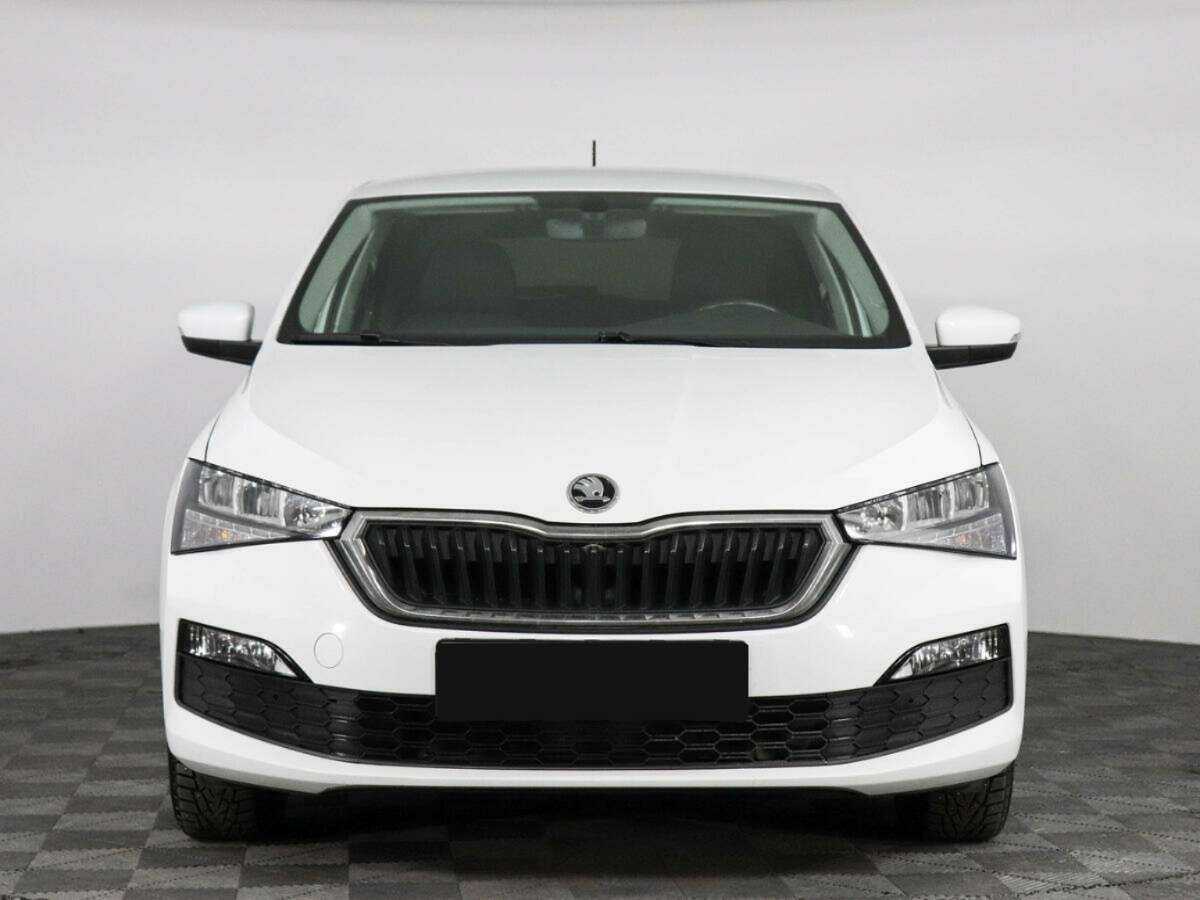 Купить Skoda Rapid с пробегом. Фото: #1
