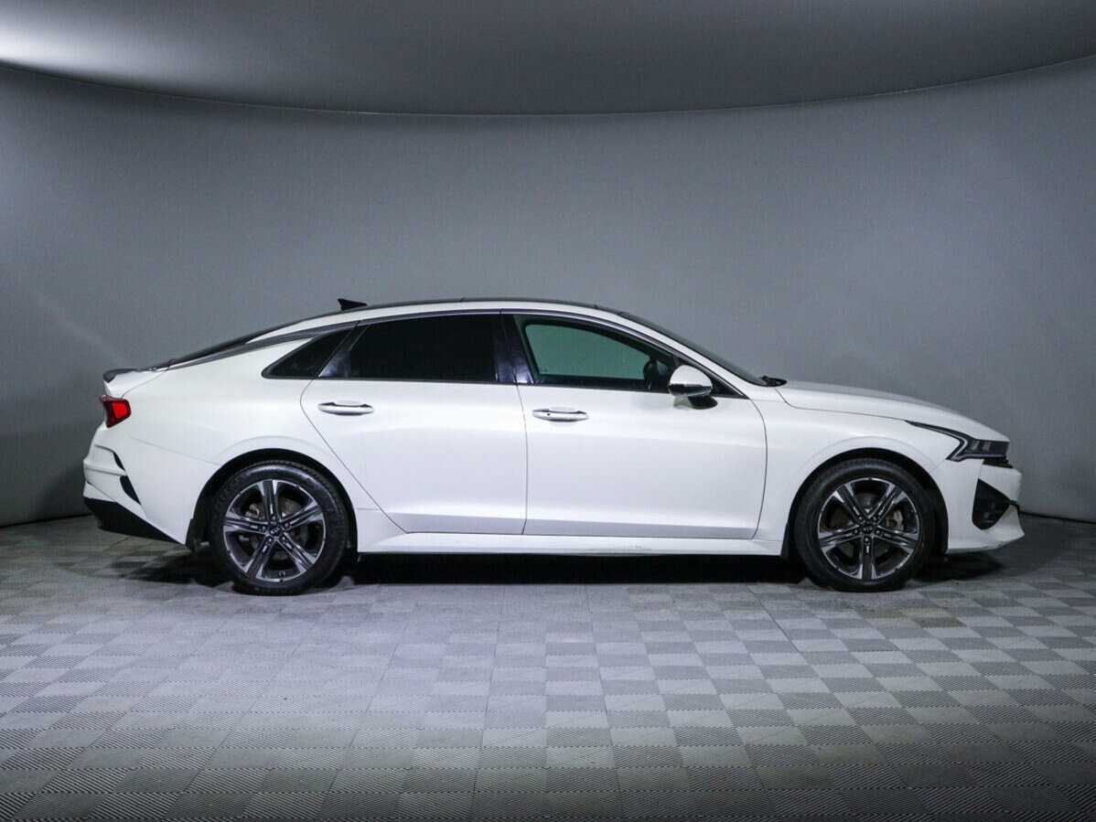 Купить Kia K5 с пробегом. Фото: #3