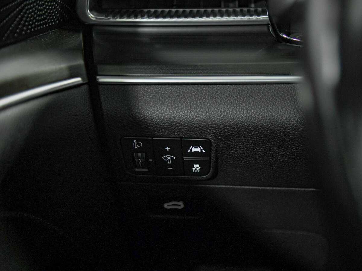 Купить Kia K5 с пробегом. Фото: #18