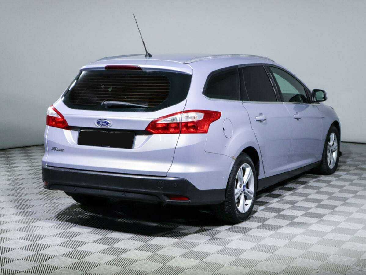 Купить Ford Focus с пробегом. Фото: #4