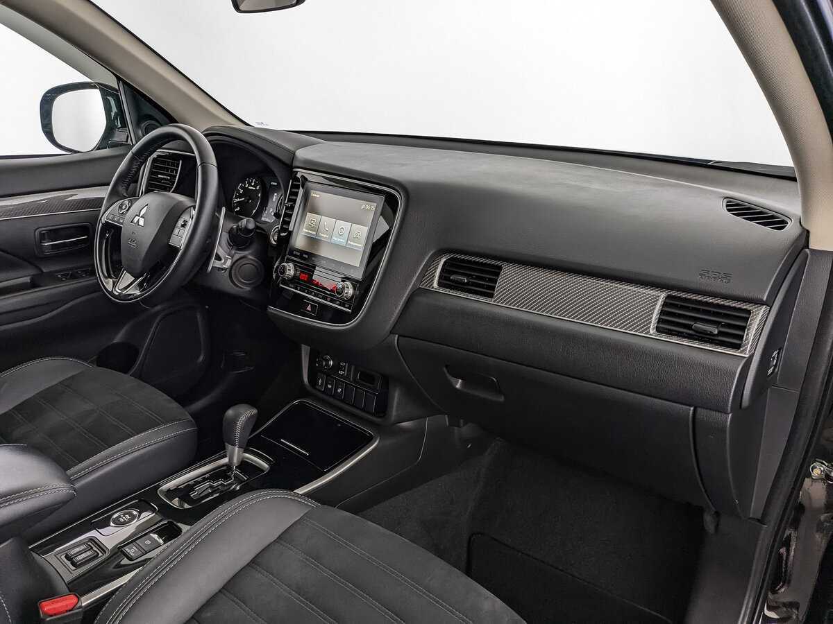 Купить Mitsubishi Outlander с пробегом. Фото: #8