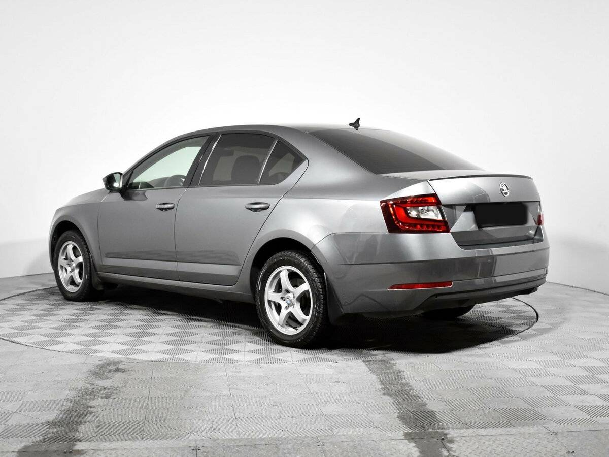 Купить Skoda Octavia с пробегом. Фото: #6