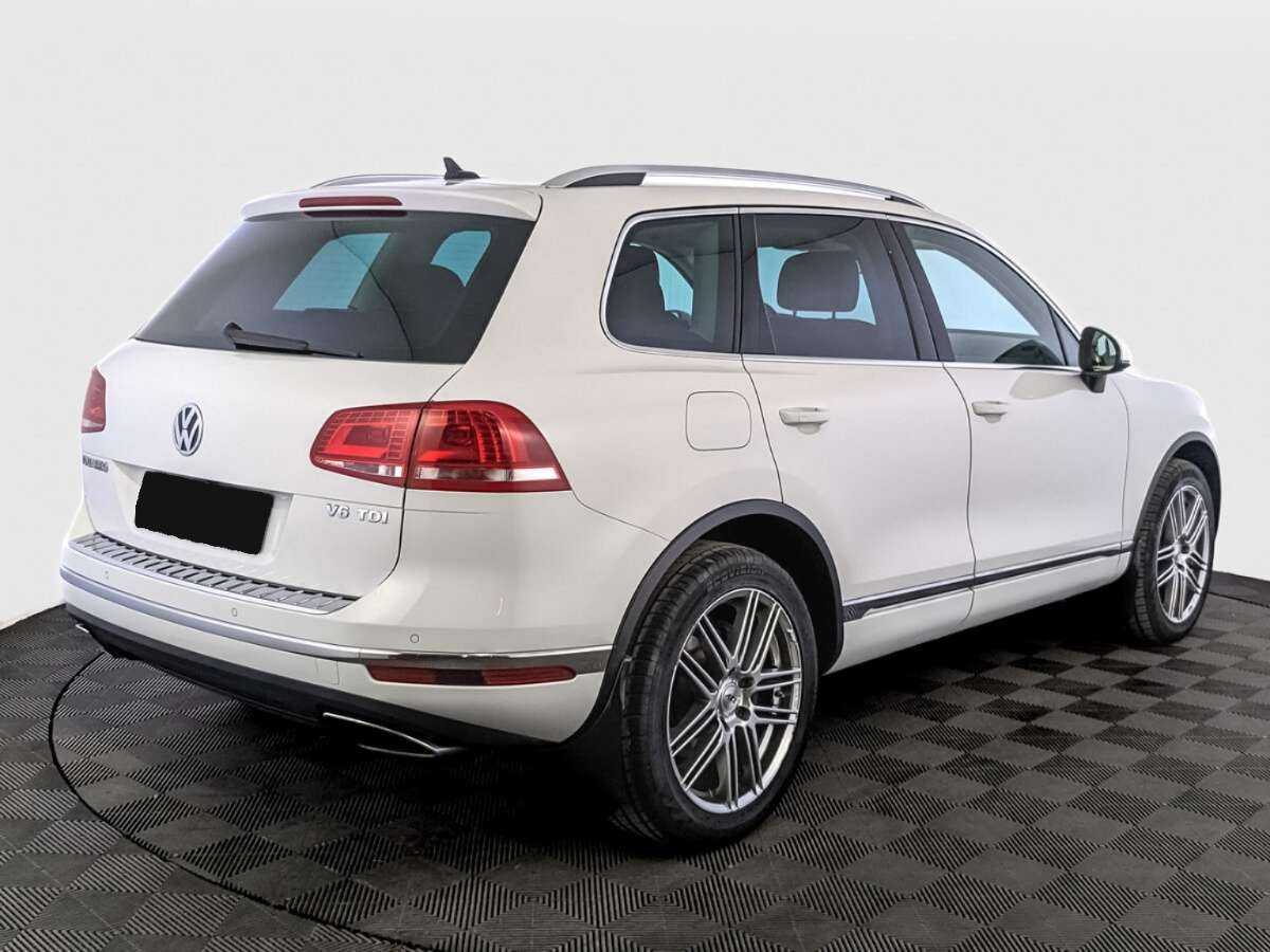 Купить Volkswagen Touareg с пробегом. Фото: #4