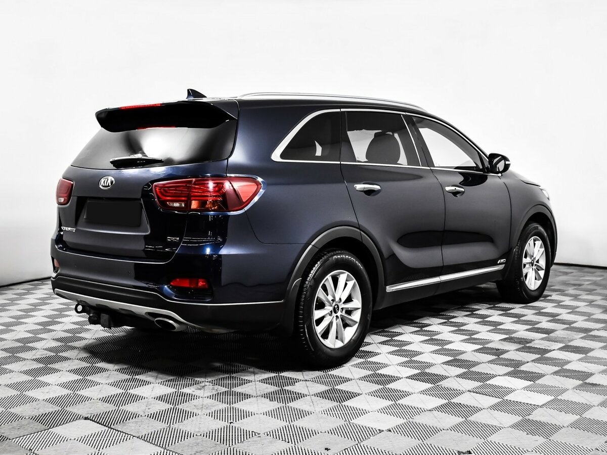 Купить Kia Sorento с пробегом. Фото: #3