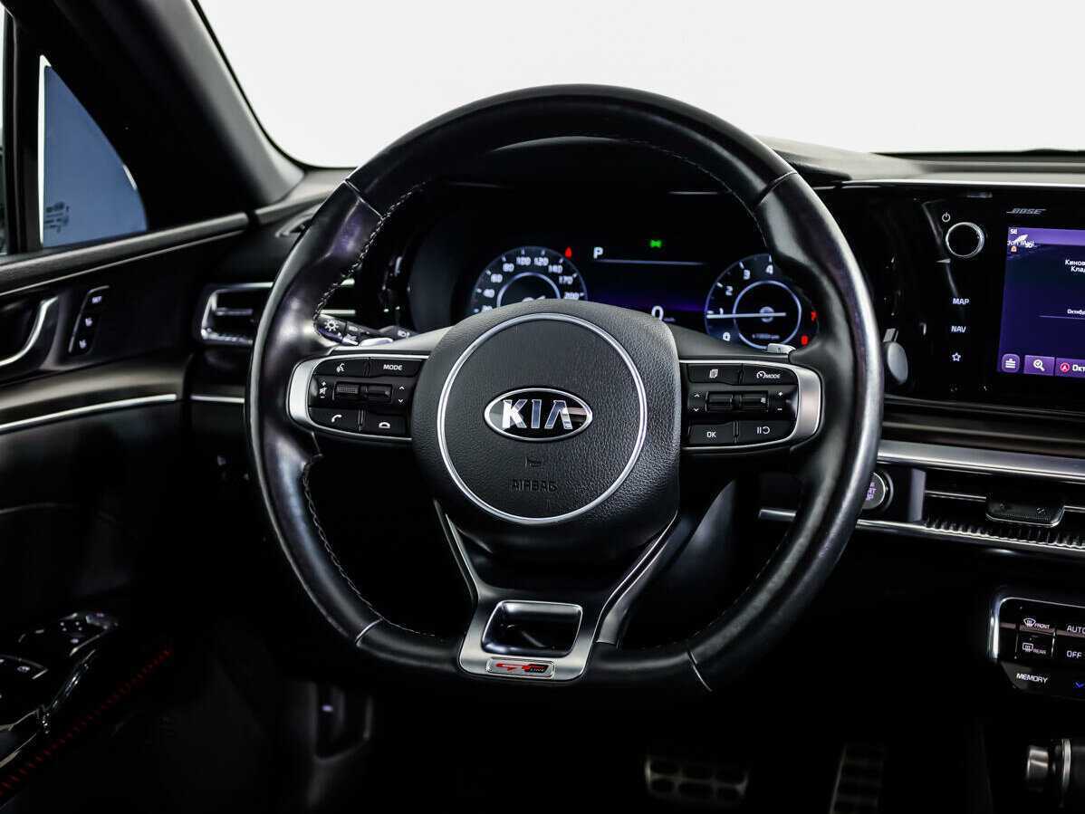 Купить Kia K5 с пробегом. Фото: #9