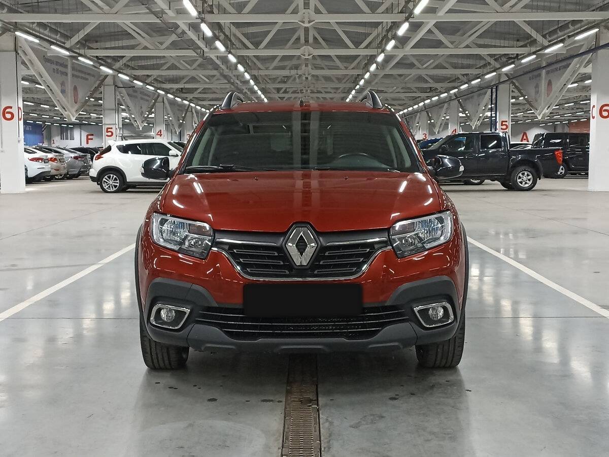 Купить Renault Sandero с пробегом. Фото: #1