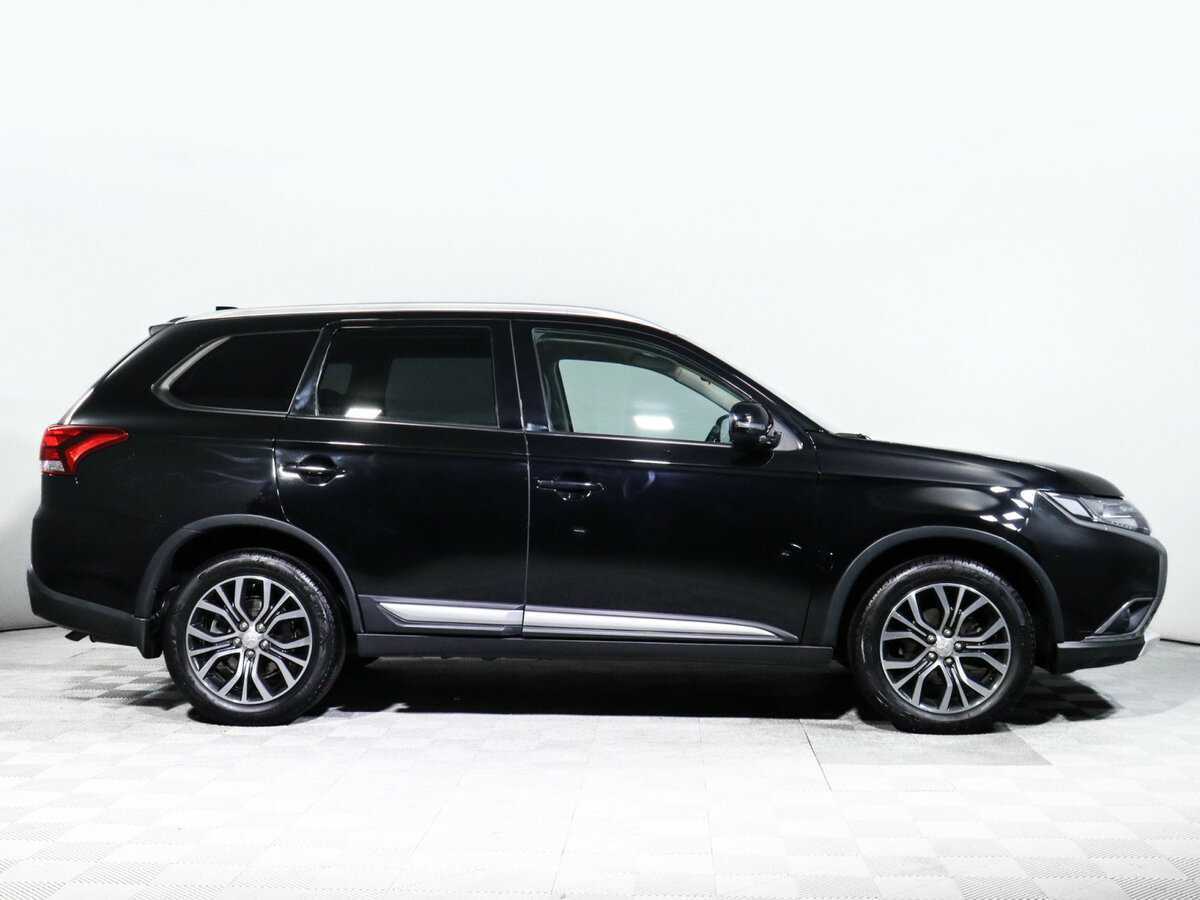 Купить Mitsubishi Outlander с пробегом. Фото: #3