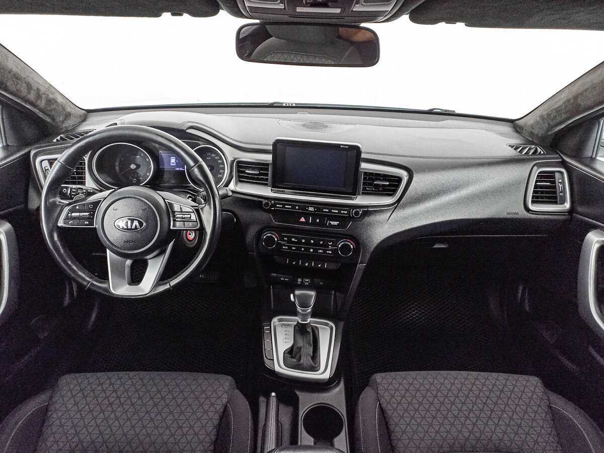 Купить Kia Ceed с пробегом. Фото: #11