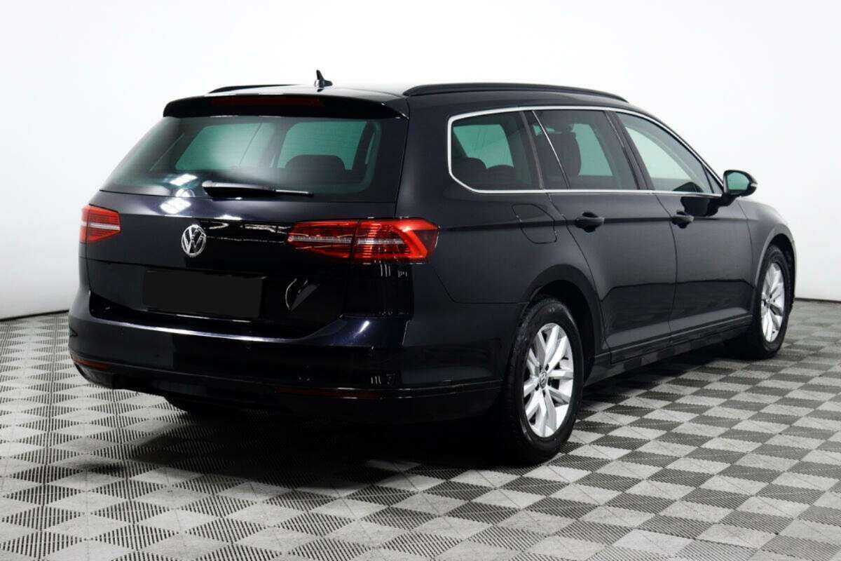 Купить Volkswagen Passat с пробегом. Фото: #4