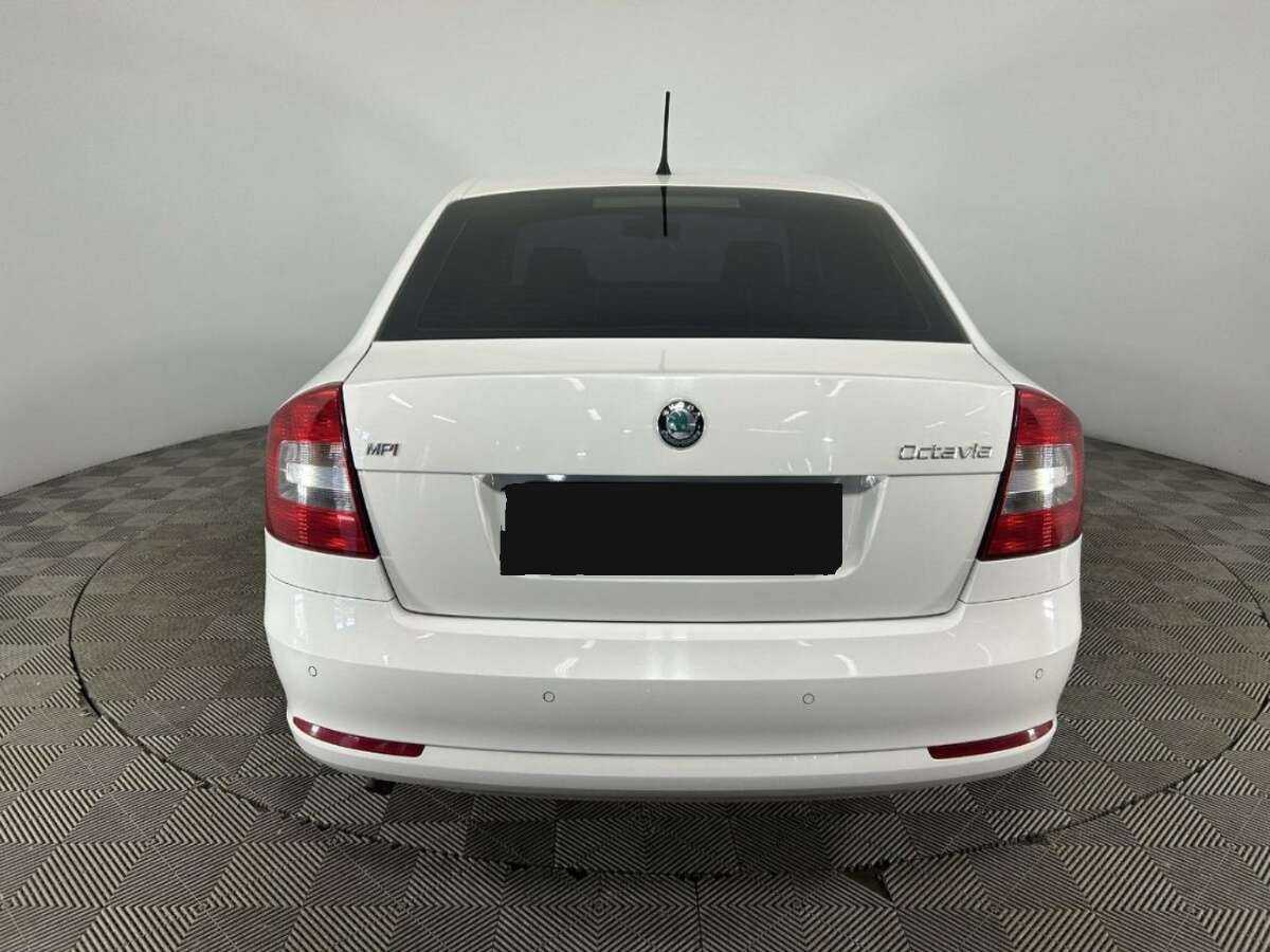 Купить Skoda Octavia с пробегом. Фото: #2