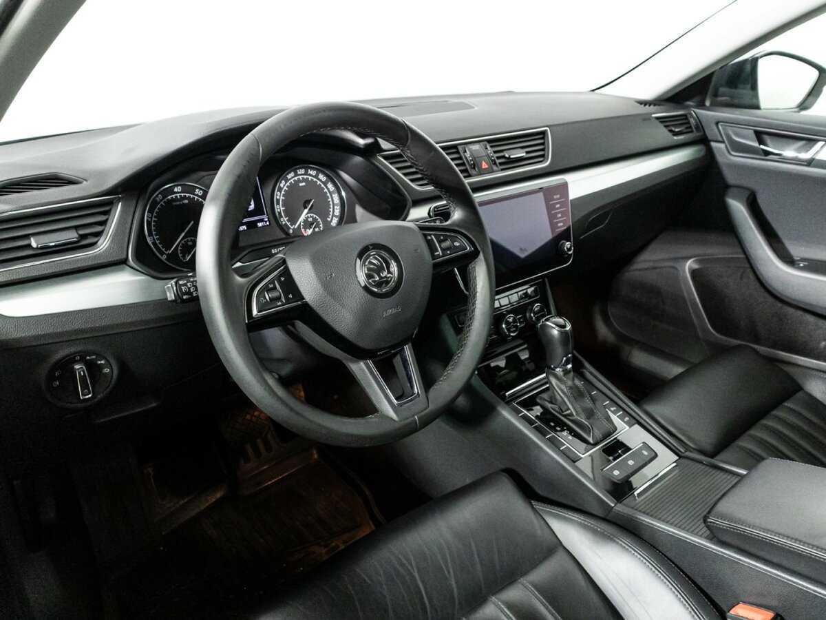 Купить Skoda Superb с пробегом. Фото: #10