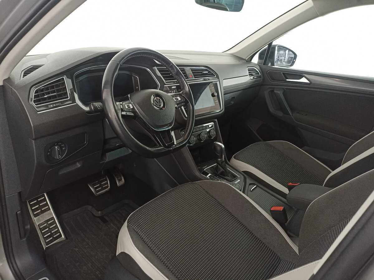 Купить Volkswagen Tiguan с пробегом. Фото: #15