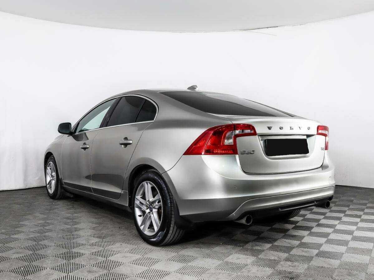 Купить Volvo S60 с пробегом. Фото: #6