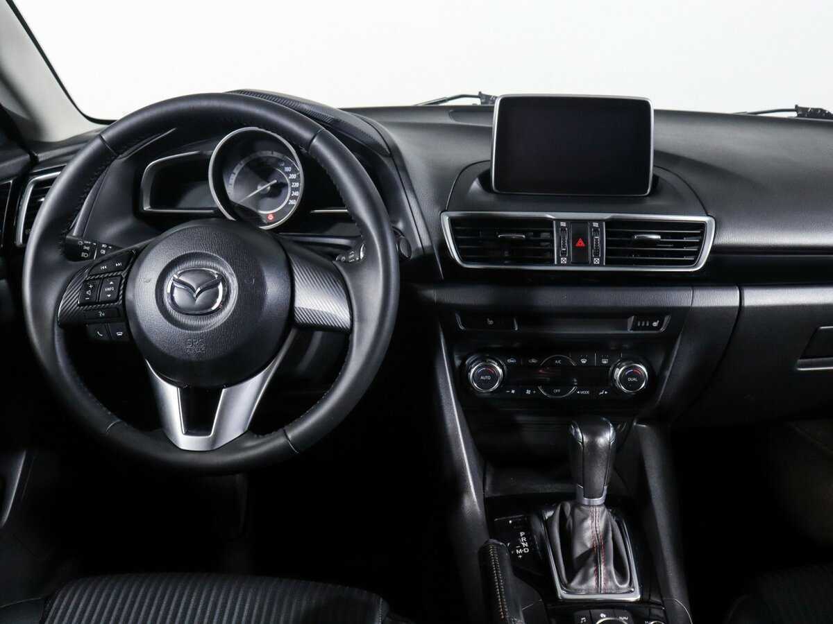 Купить Mazda 3 с пробегом. Фото: #11