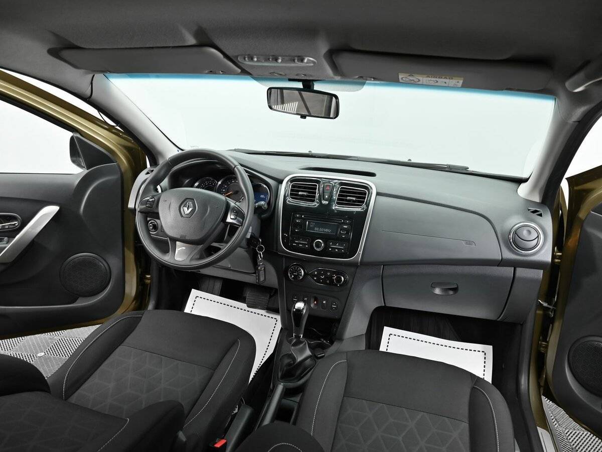 Купить Renault Sandero с пробегом. Фото: #10