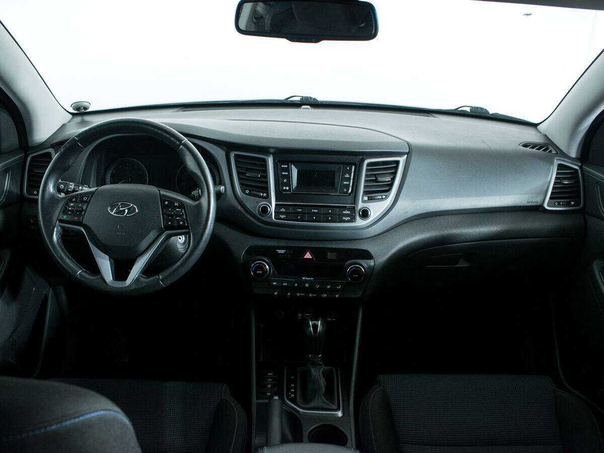 Купить Hyundai Tucson с пробегом. Фото: #11