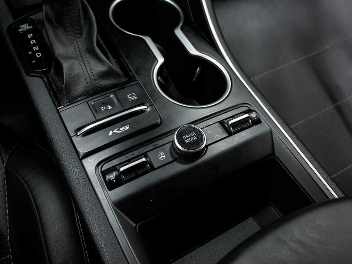 Купить Kia K5 с пробегом. Фото: #19