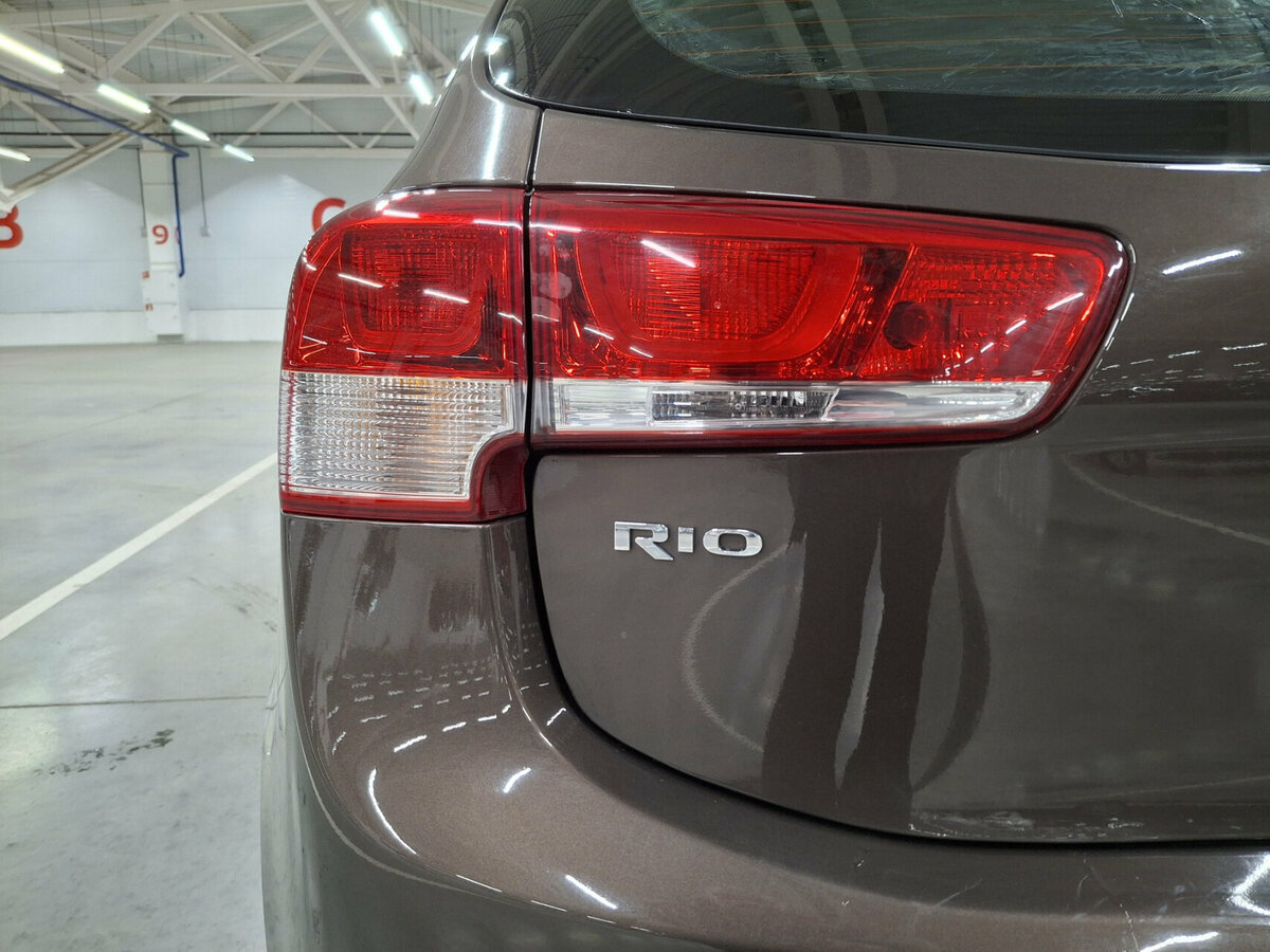 Купить Kia Rio с пробегом. Фото: #8