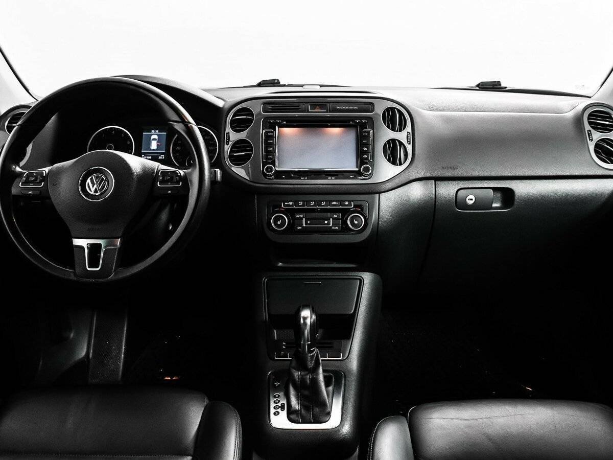 Купить Volkswagen Tiguan с пробегом. Фото: #10