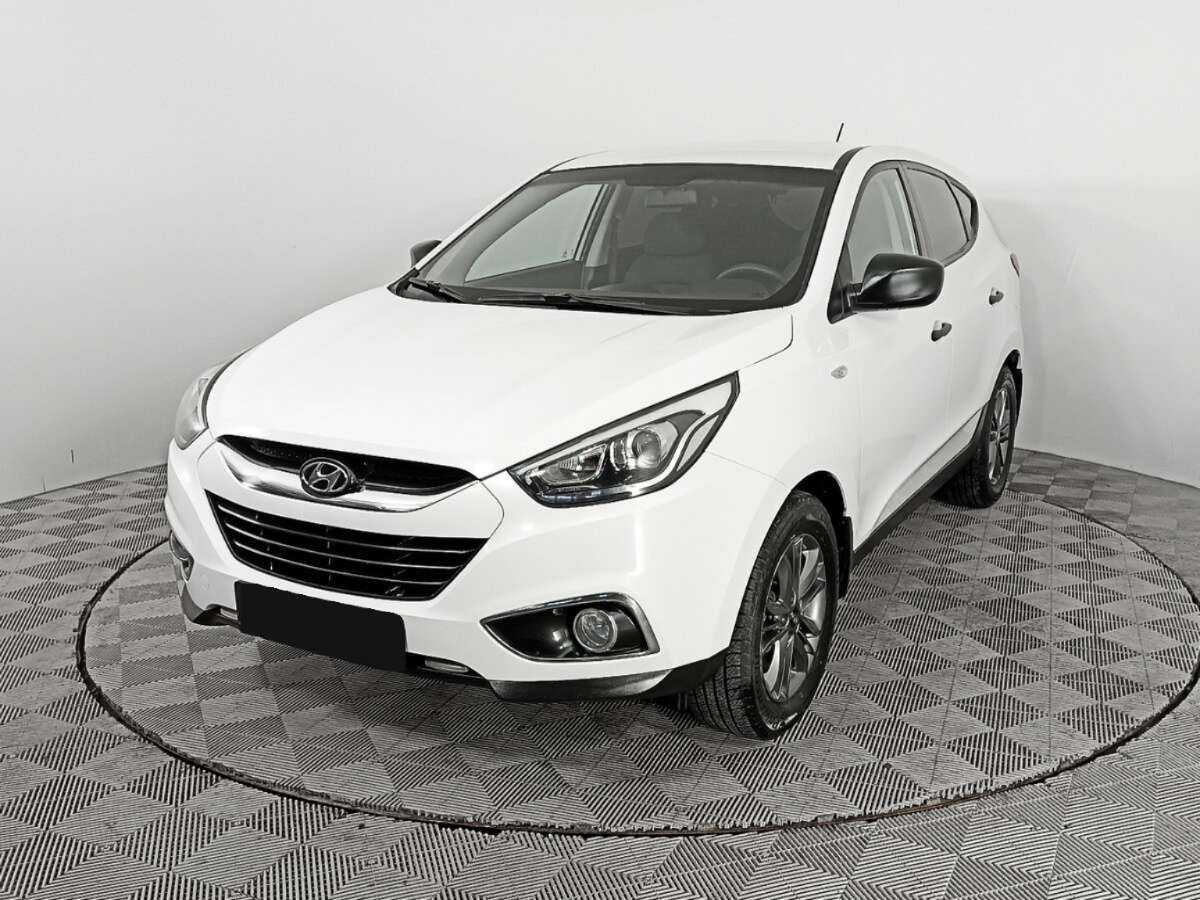 Купить Hyundai ix35 с пробегом. Фото: #0