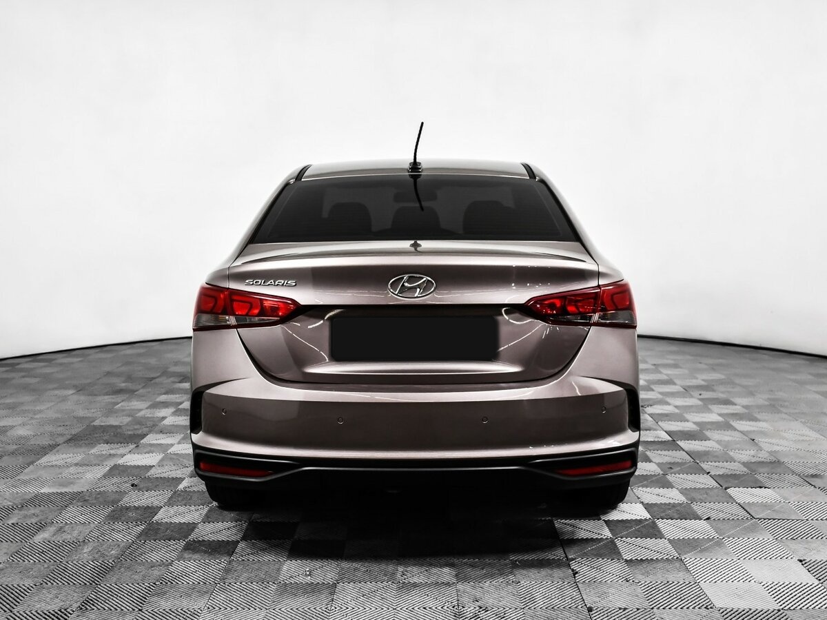 Купить Hyundai Solaris с пробегом. Фото: #5