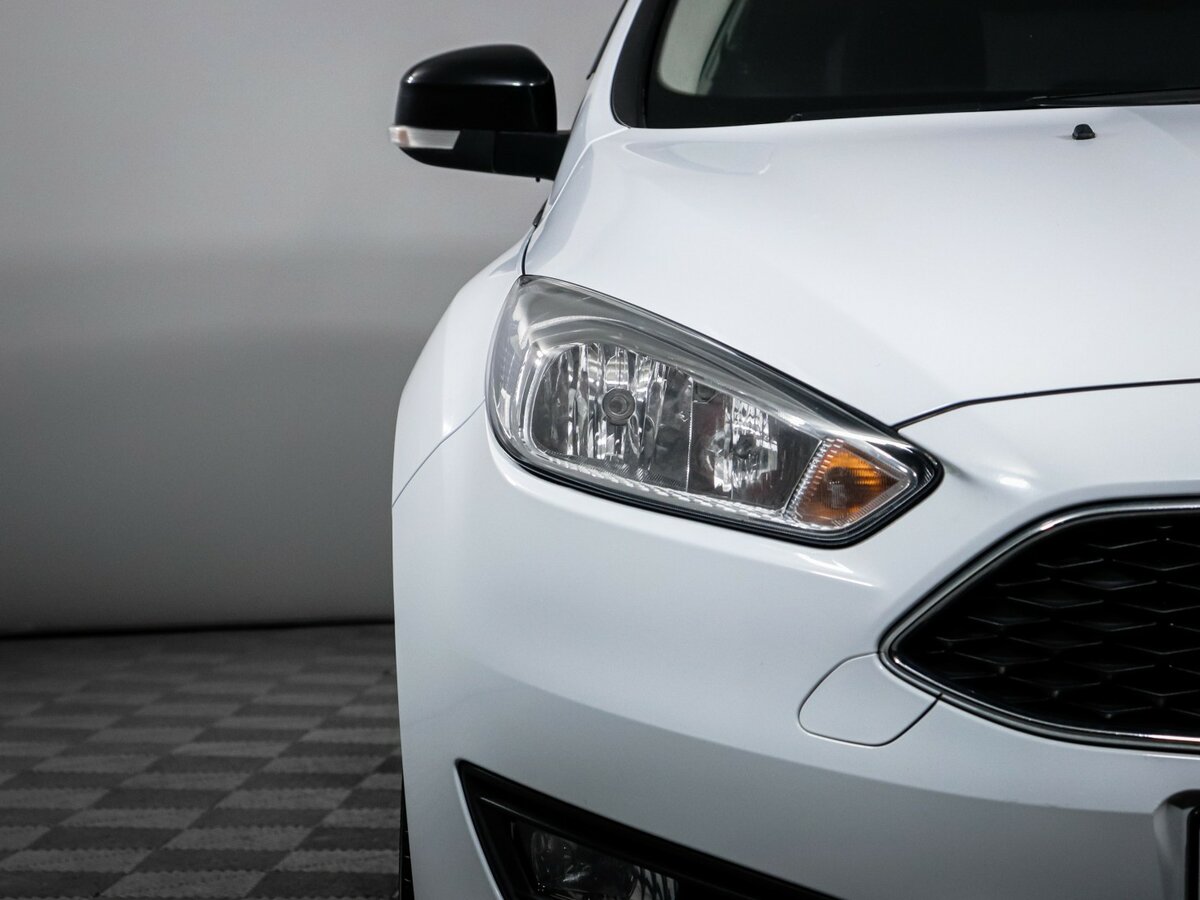 Купить Ford Focus с пробегом. Фото: #14