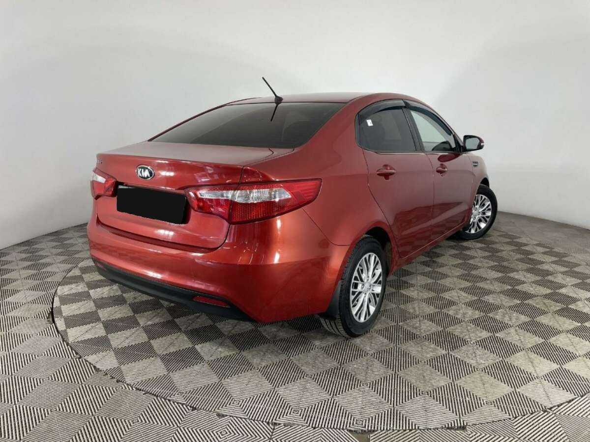Купить Kia Rio с пробегом. Фото: #5