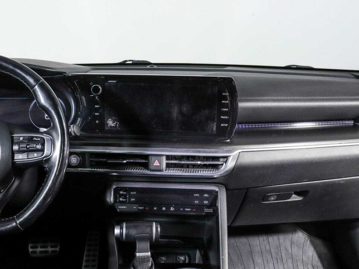 Купить Kia K5 с пробегом. Фото: #10