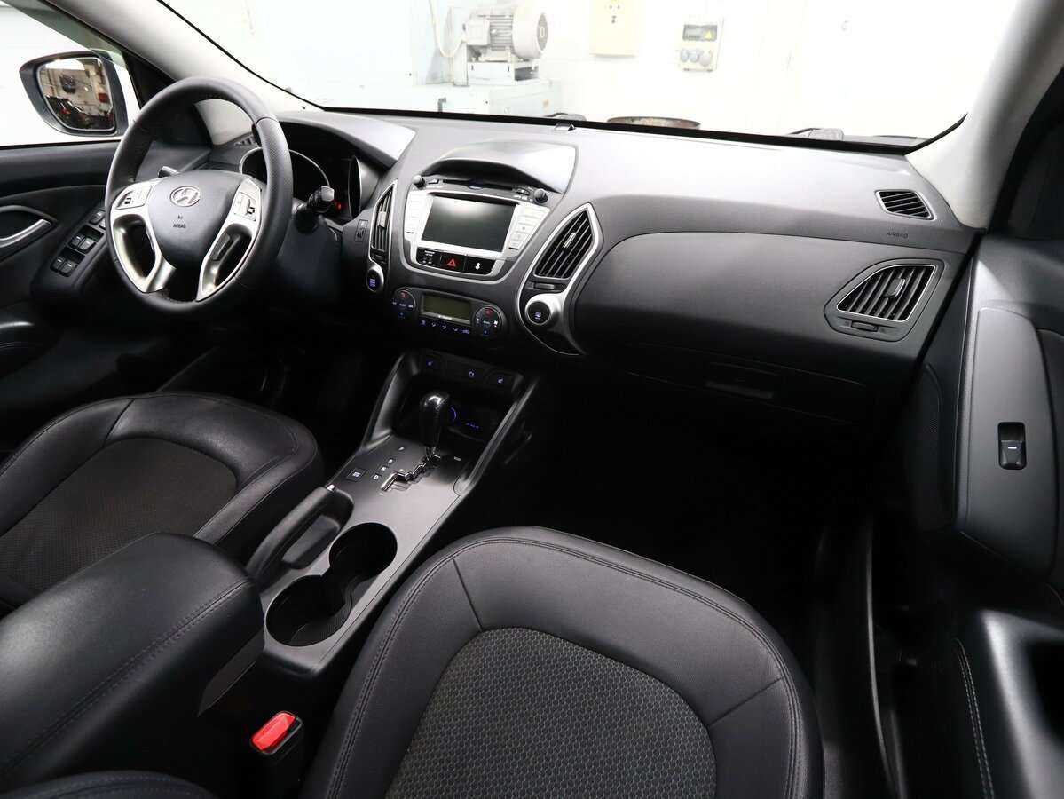 Купить Hyundai ix35 с пробегом. Фото: #15