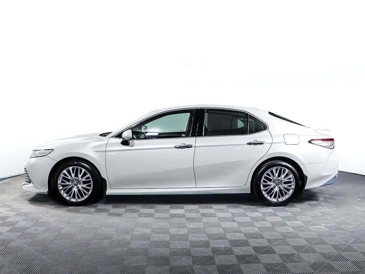 Купить Toyota Camry с пробегом. Фото: #5