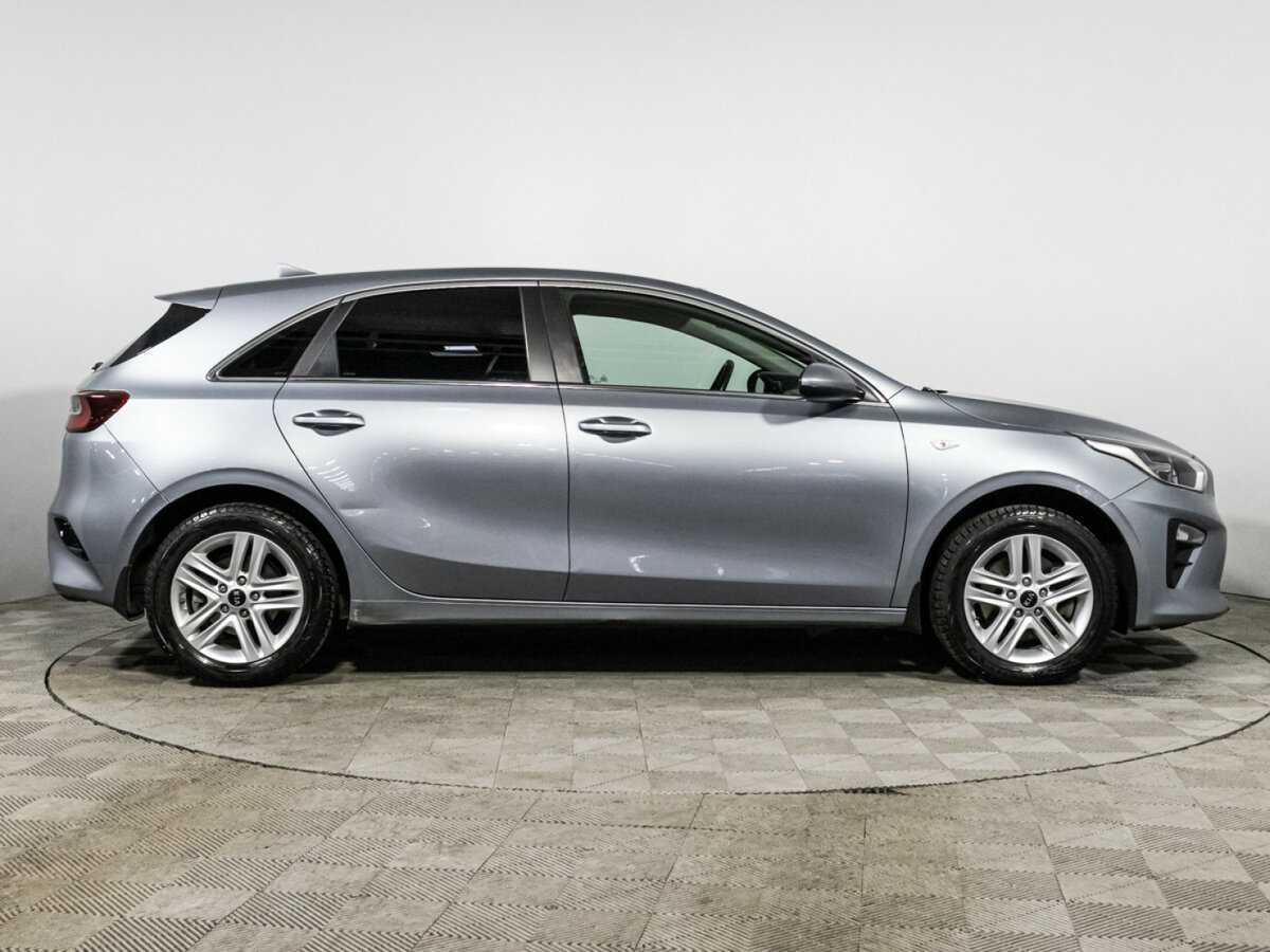 Купить Kia Ceed с пробегом. Фото: #3