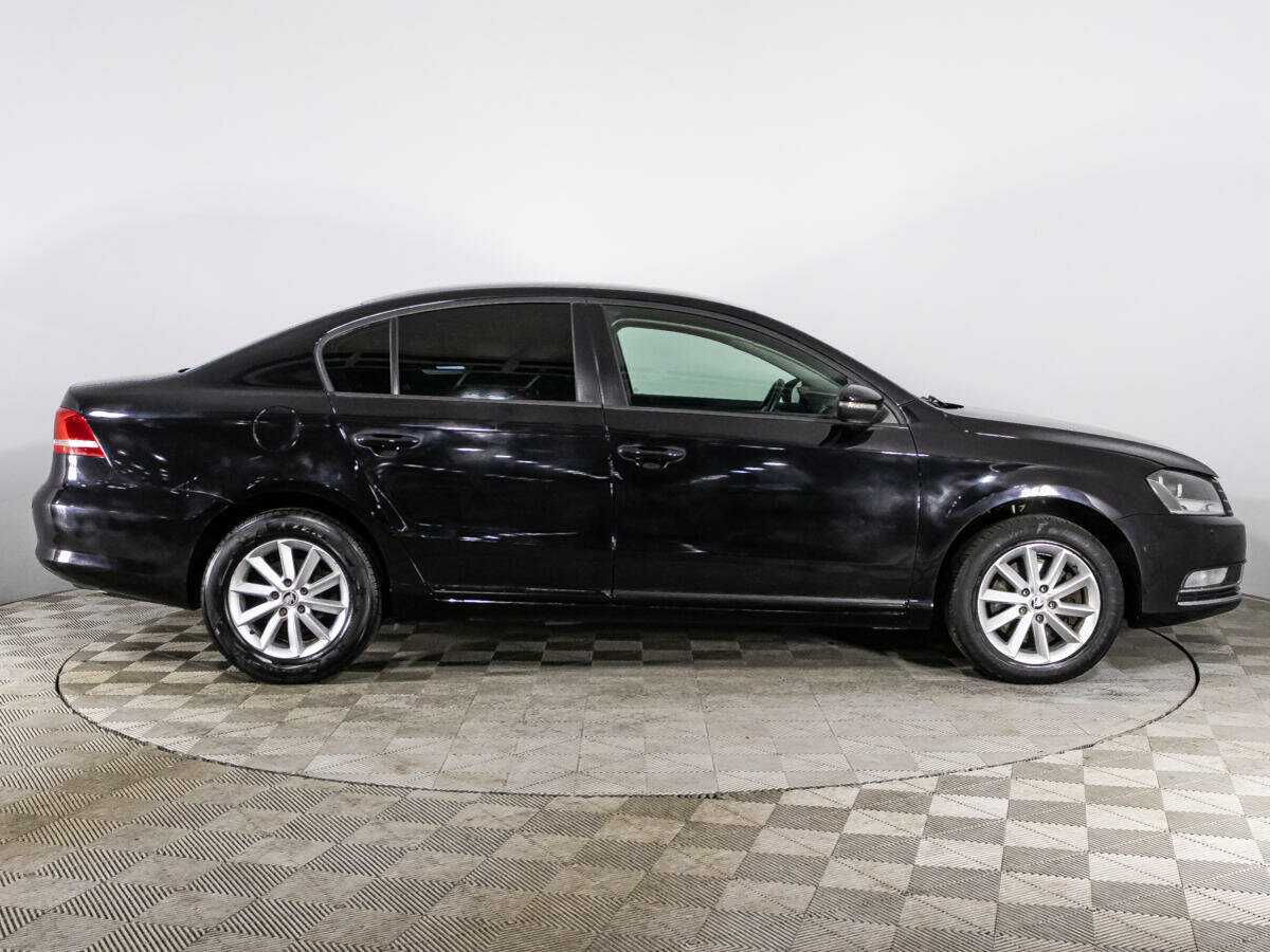 Купить Volkswagen Passat с пробегом. Фото: #3