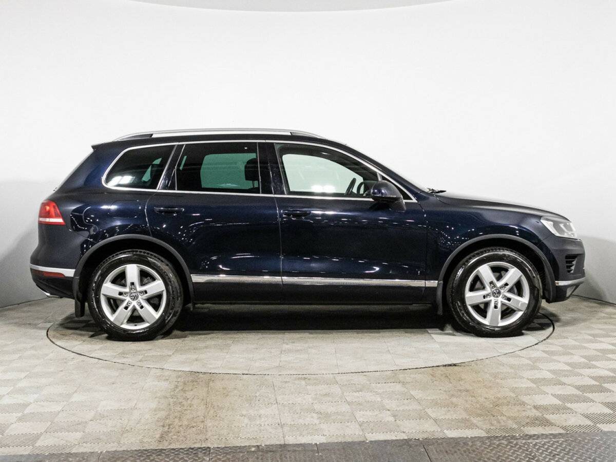Купить Volkswagen Touareg с пробегом. Фото: #3