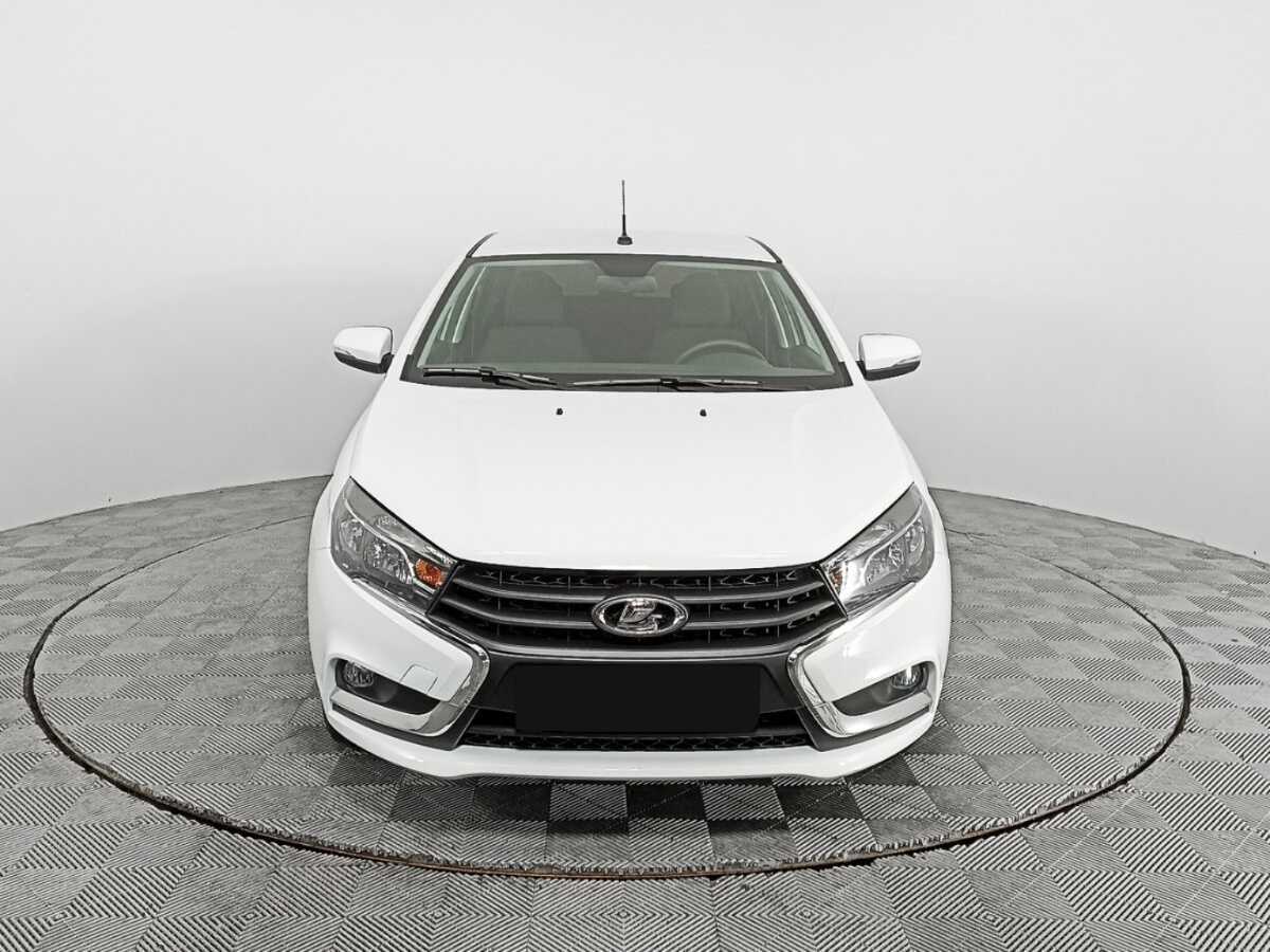 Купить Lada (ВАЗ) Vesta с пробегом. Фото: #1