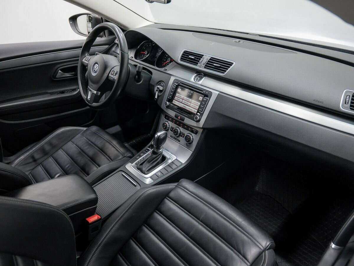 Купить Volkswagen Passat CC с пробегом. Фото: #6