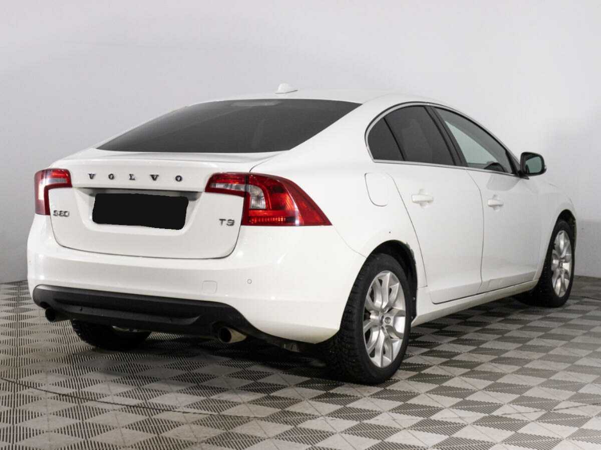 Купить Volvo S60 с пробегом. Фото: #4
