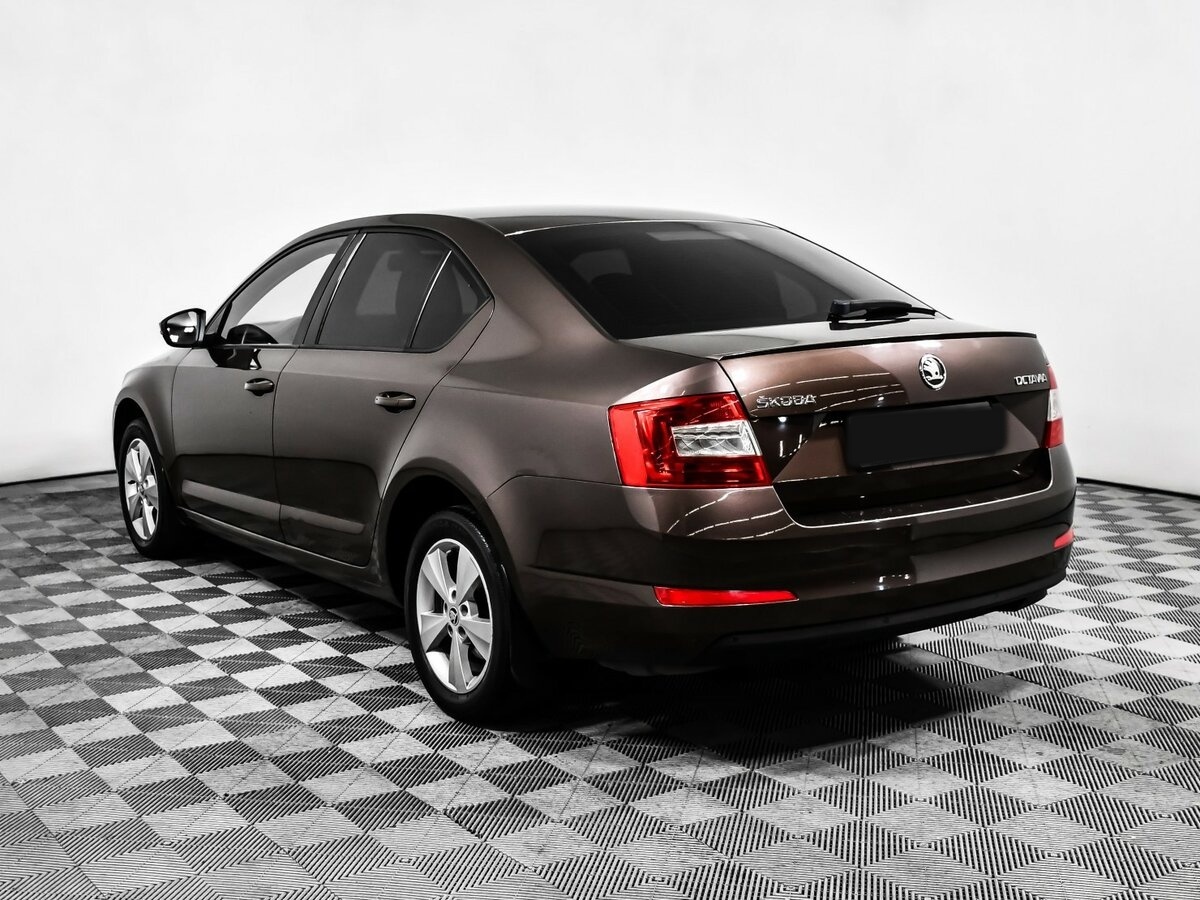 Купить Skoda Octavia с пробегом. Фото: #6