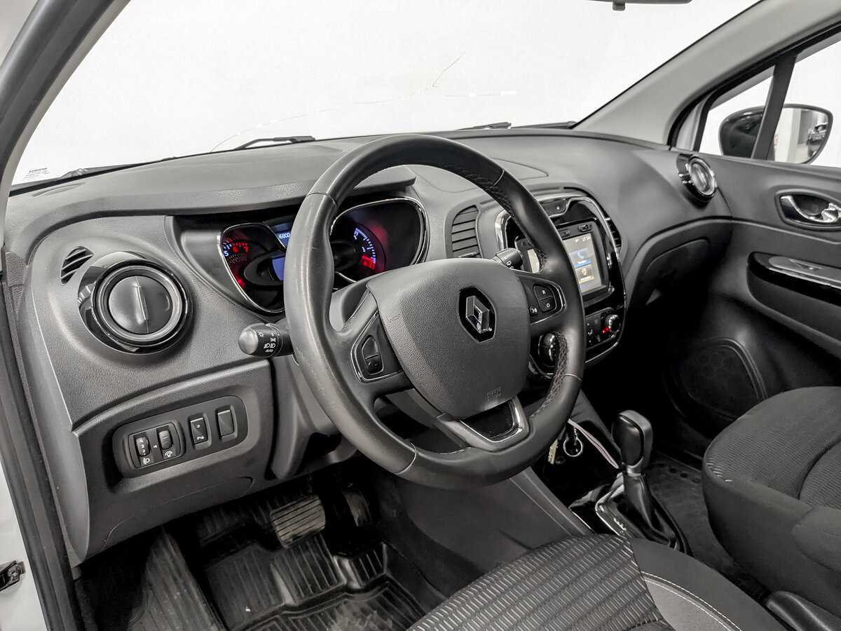 Купить Renault Kaptur с пробегом. Фото: #15