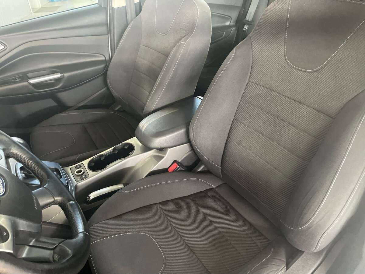 Купить Ford Kuga с пробегом. Фото: #15