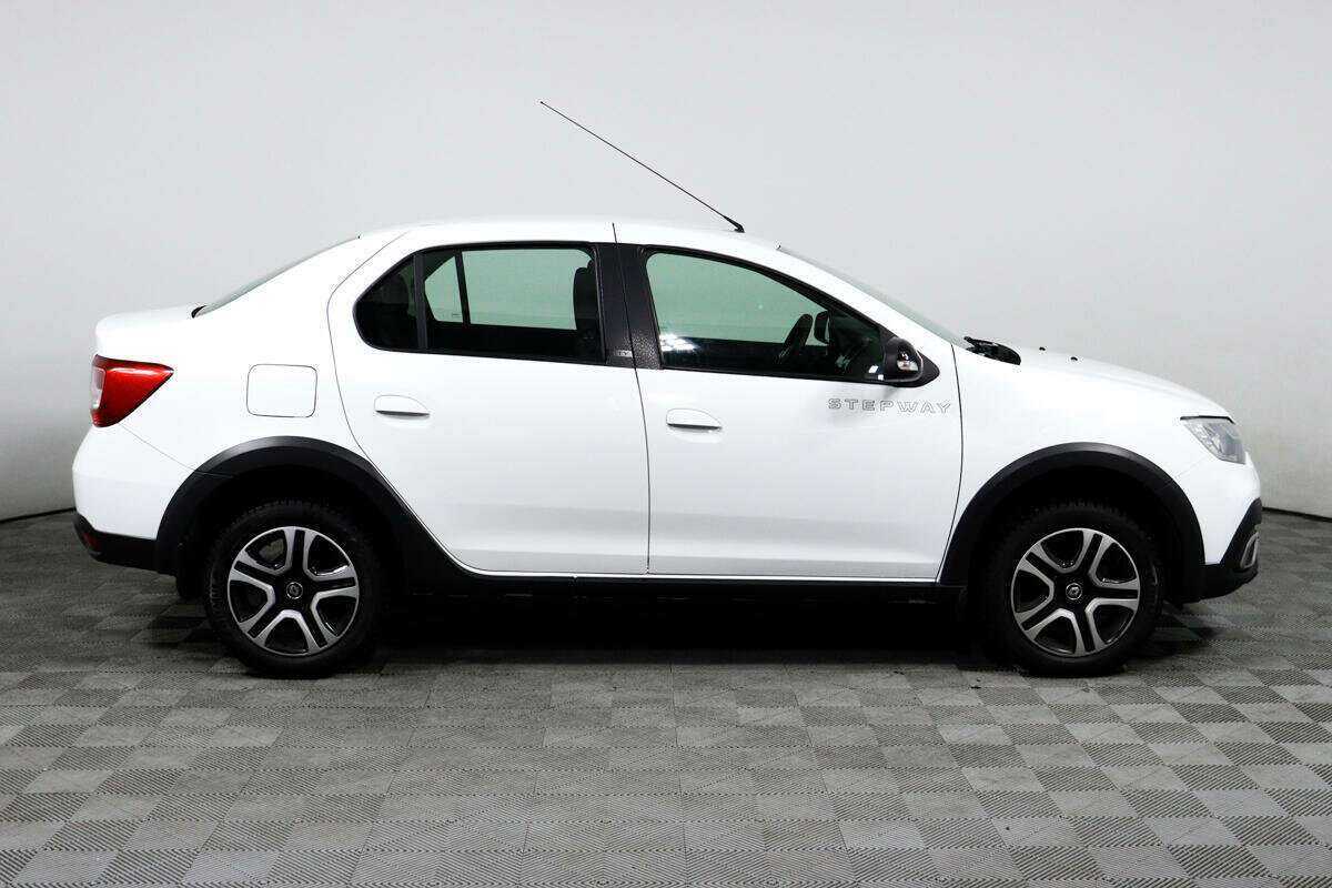 Купить Renault Logan с пробегом. Фото: #3