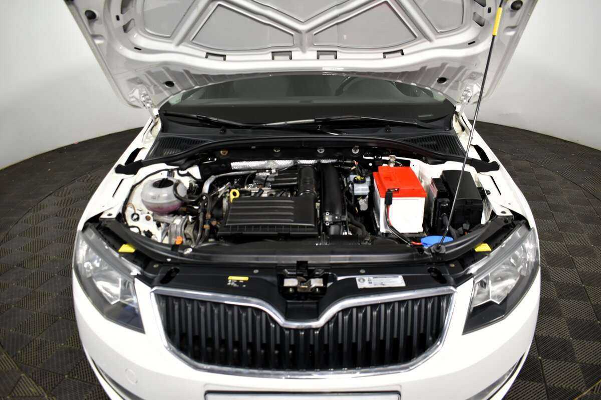 Купить Skoda Octavia с пробегом. Фото: #8