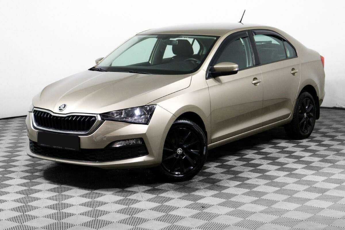 Купить Skoda Rapid с пробегом. Посмотреть фото