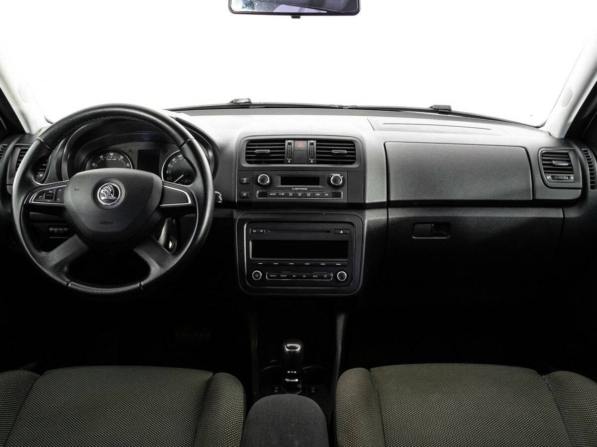 Купить Skoda Fabia с пробегом. Фото: #7