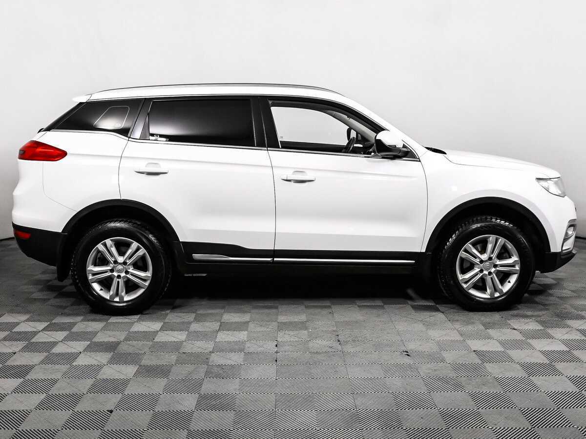 Купить Geely Atlas с пробегом. Фото: #3