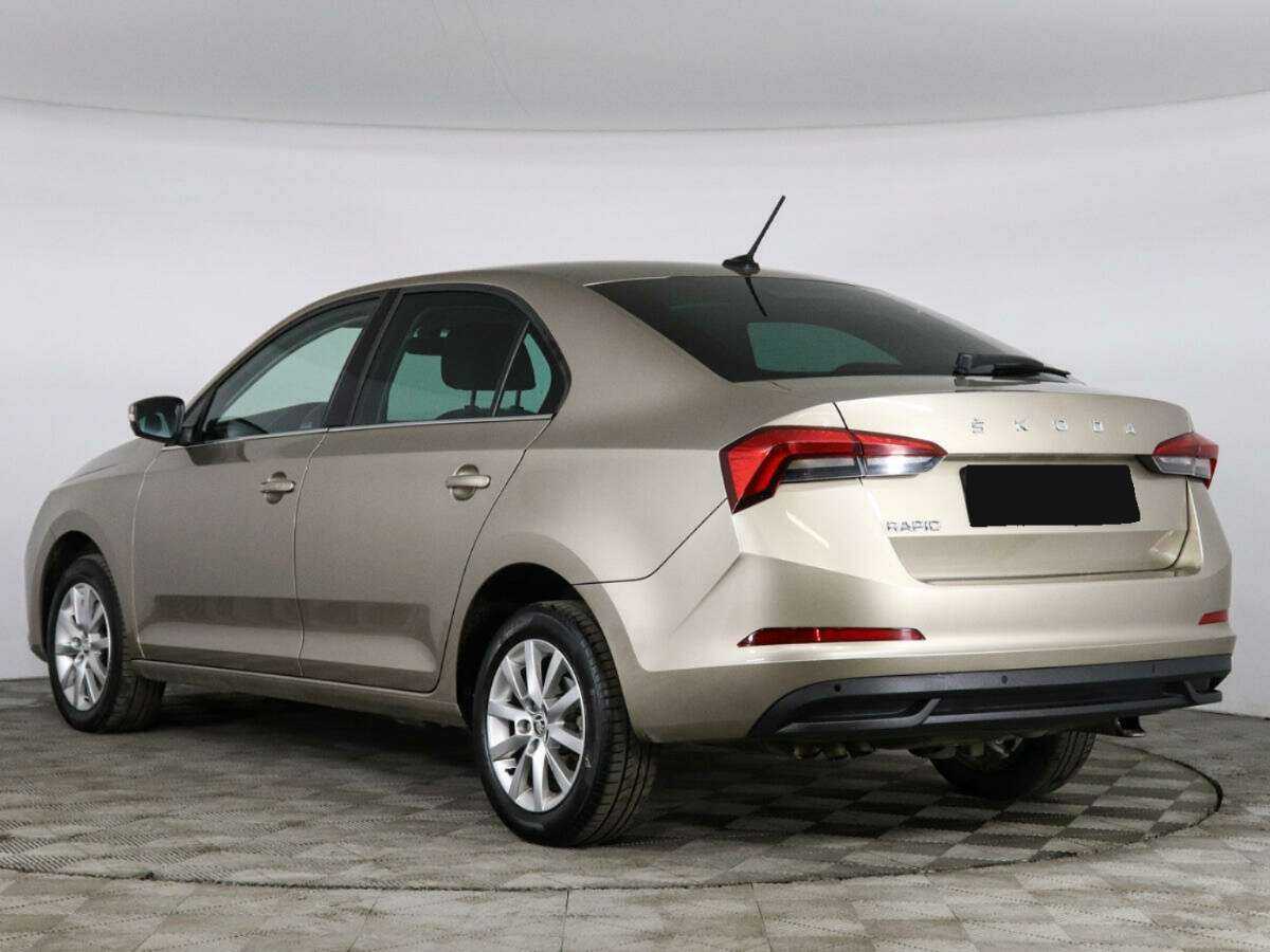 Купить Skoda Rapid с пробегом. Фото: #6