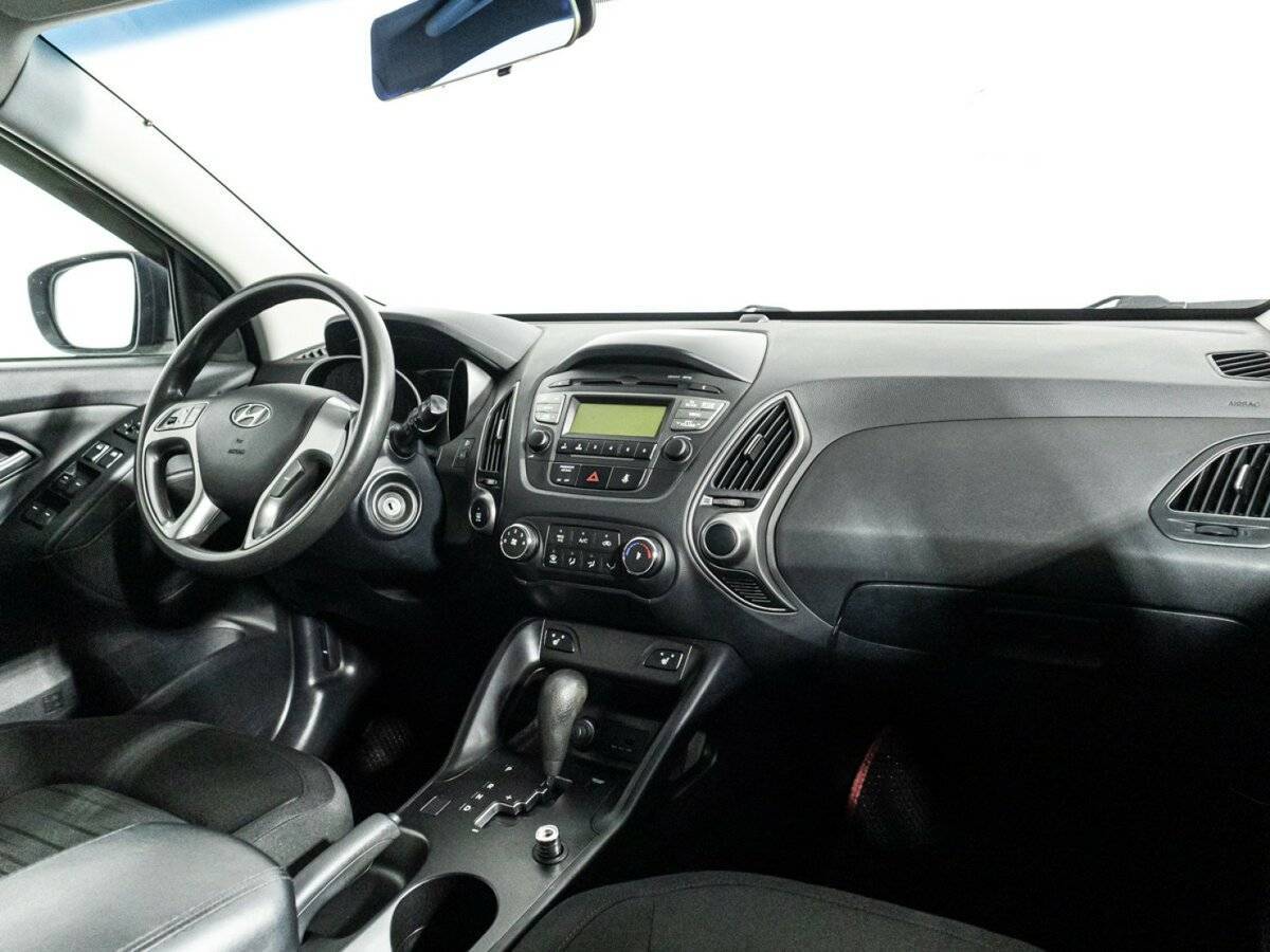 Купить Hyundai ix35 с пробегом. Фото: #8