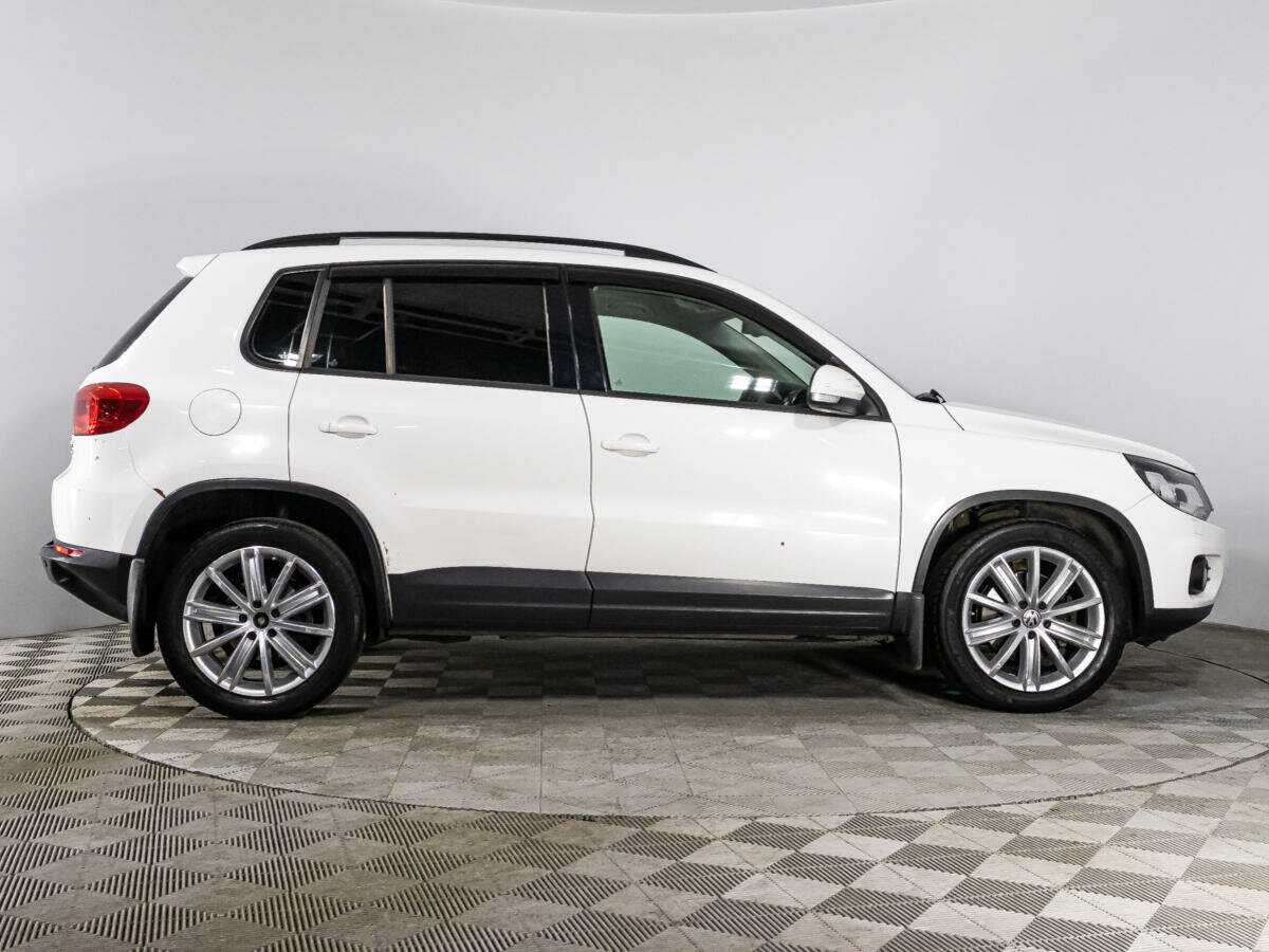 Купить Volkswagen Tiguan с пробегом. Фото: #3